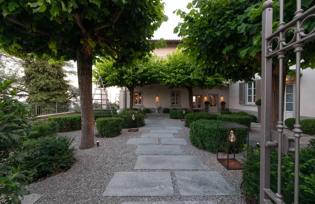 Relais San Vigilio al Castello-1